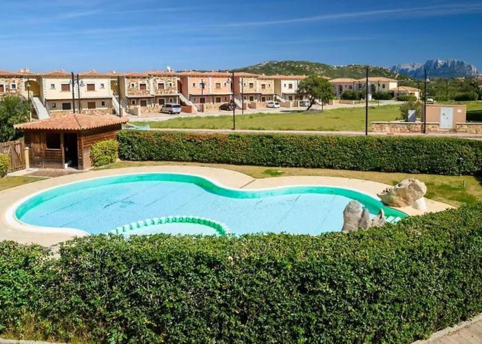 Casa Dolce Casa - con piscina a un passo dal mare - B&B Murta Maria