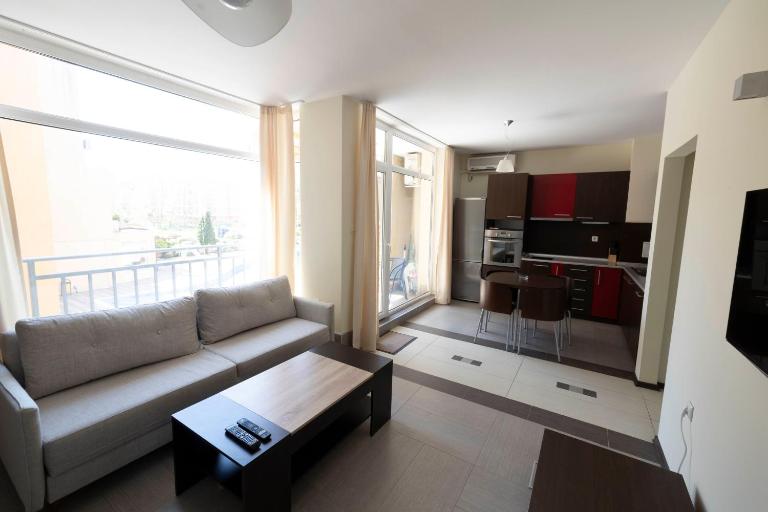 Reina Apart Kamelia Garden - Ferienwohnung Sonnenstrand