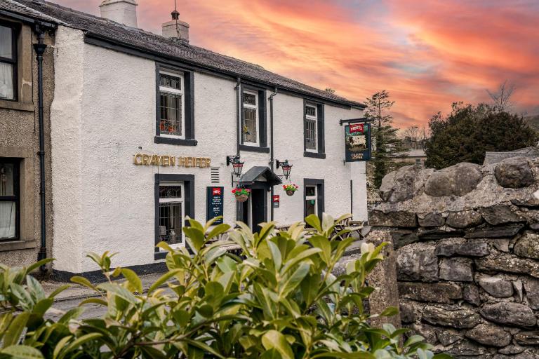 Craven Heifer, Stainforth - Chambres d'hôtes Settle