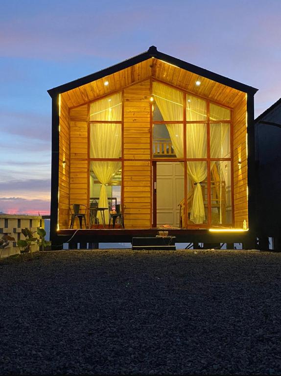Tower Hill Cabin Dieng - B&B Dieng