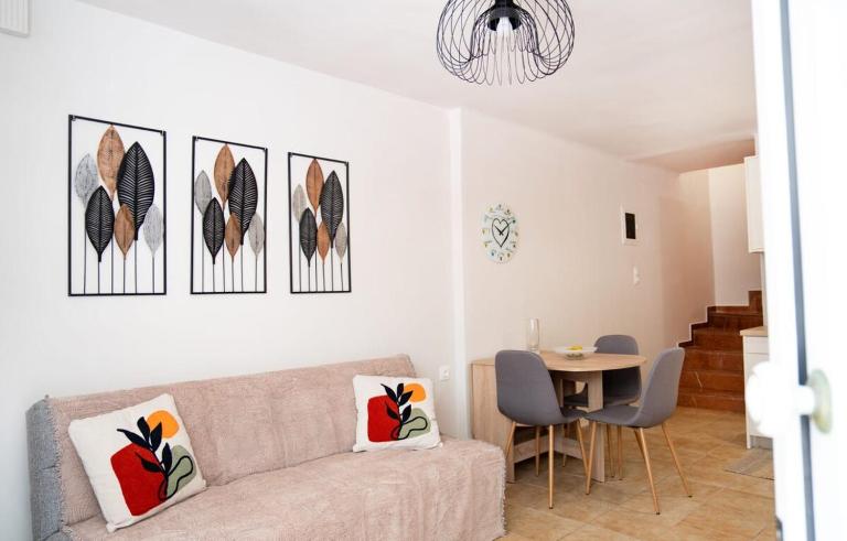 Charming Stian Maisonette in Heart of the City - Bed and Breakfast Sitia