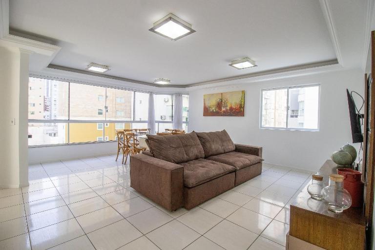 WAL51 - Churrasq, Quadra Mar, 3 Dorm, Climatizado - Chambres d'hôtes Balneário Camboriú