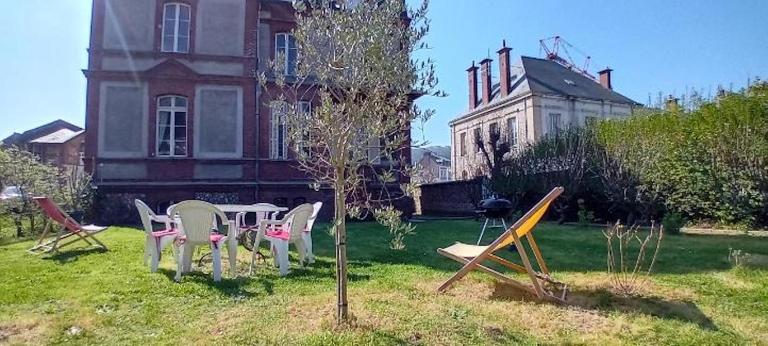 Le Jardin du Clocheton, jardin et parkings privés, centre Etretat - B&B Étretat