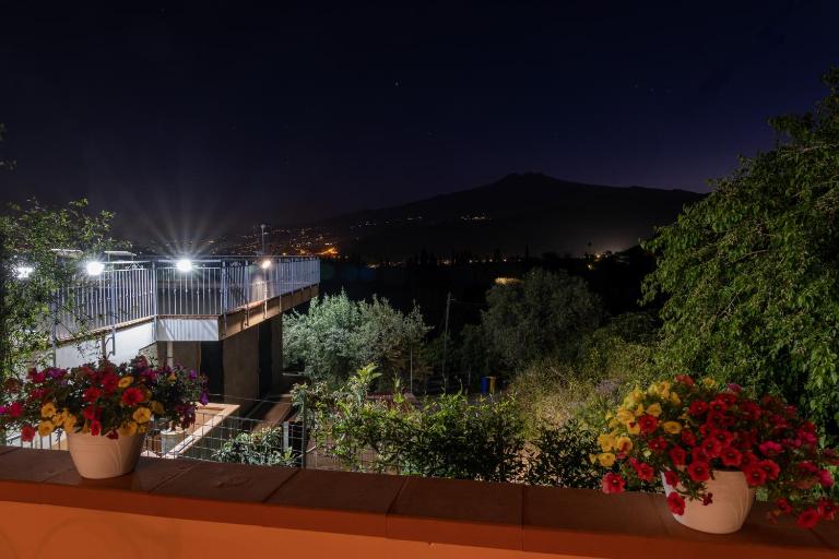 Quirin's Apartments - B&B Taormina