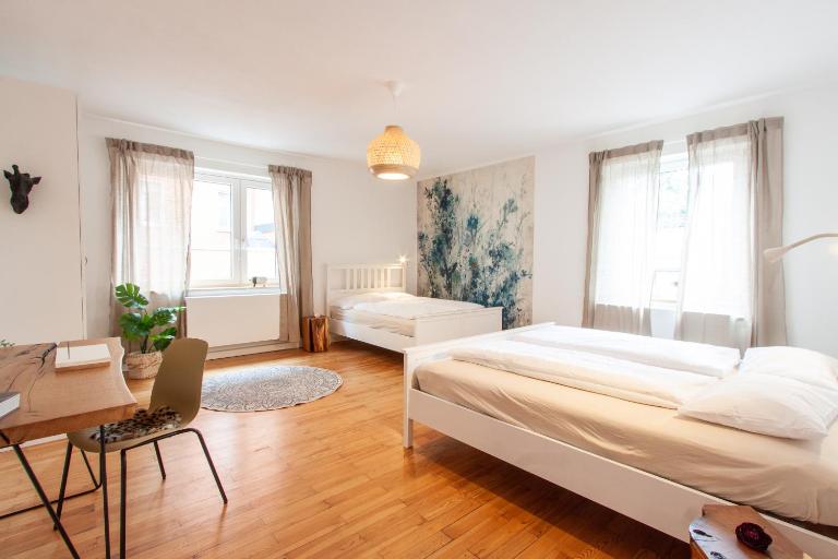 100m2 City Apartment mit Terrasse nahe Residenz und Altstadt - Bed and Breakfast Würzburg