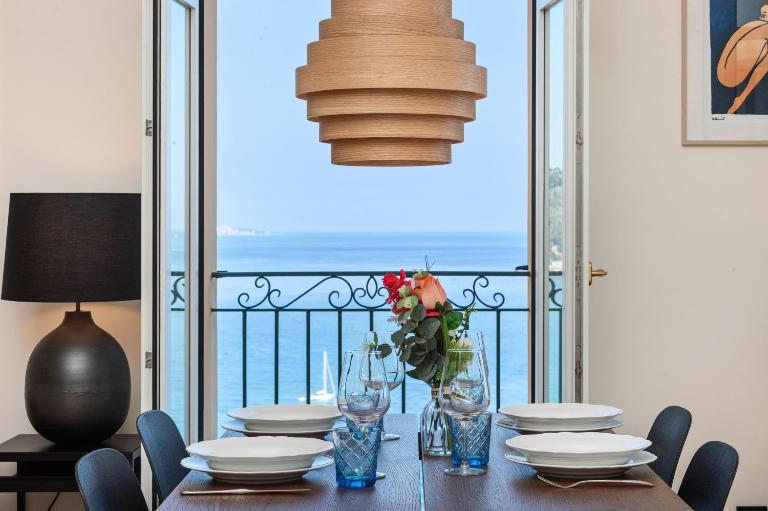 MAISON GARAVAN - Somptueux 2 pièces - Vue Mer - Menton - B&B Mentone
