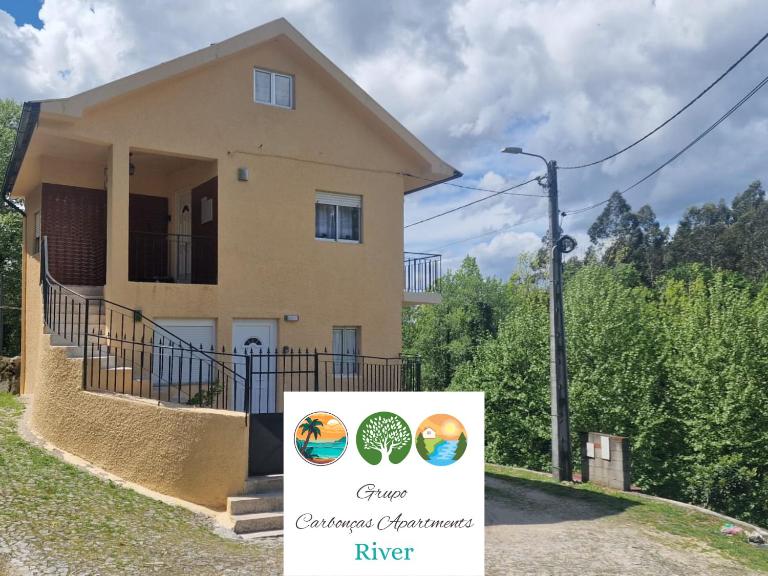 Carbonças River Apartments - Chambres d'hôtes Ribeiros