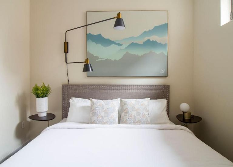 Bright and Bold Loft Fast Wifi Downtown Boston - B&B Boston