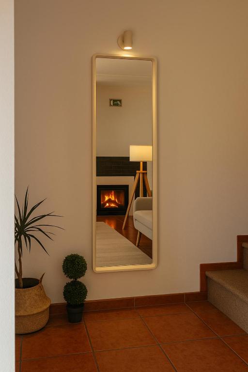 Peach House T2 Fireplace - Bed and Breakfast Ferro