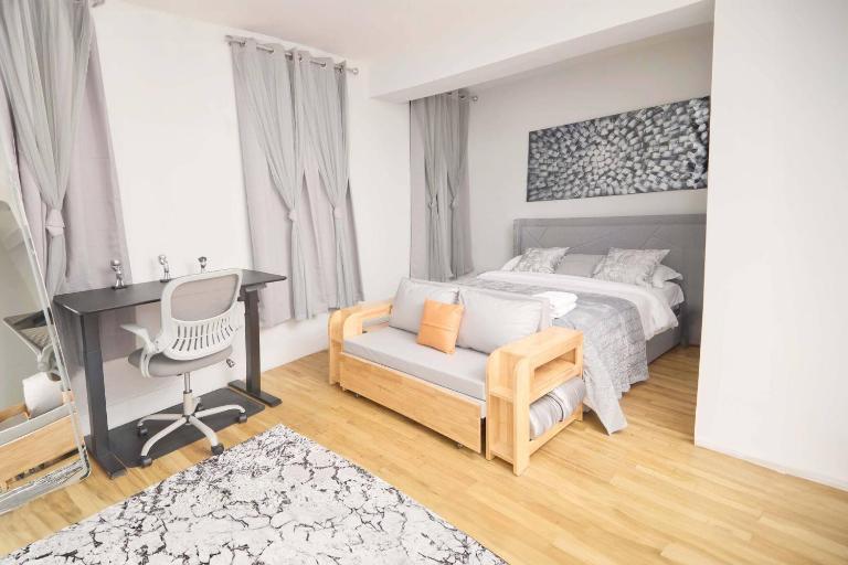 The Gray Loft Escape NYC Edition. - Bed and Breakfast New York