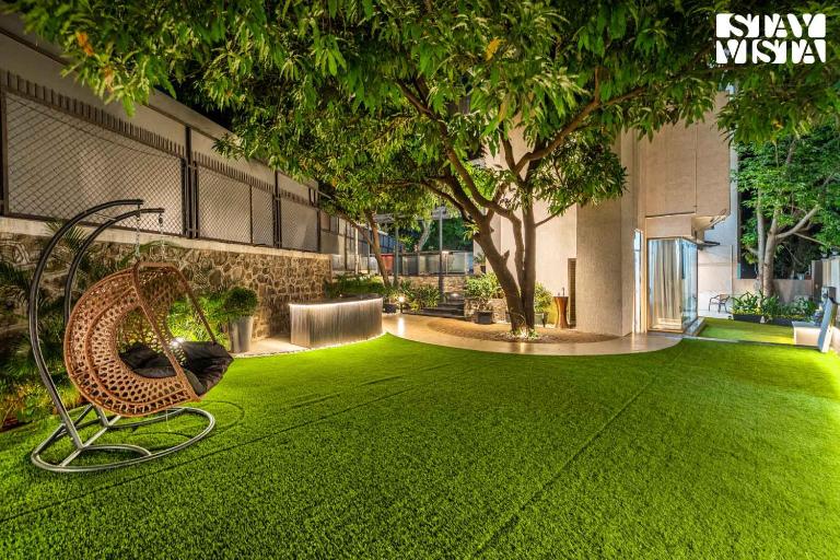 StayVista at Manthan with BBQ, Bathtub - B&B Lonavla