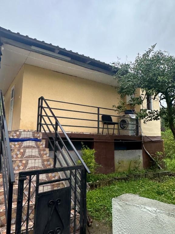 Nita House - Ferienwohnung Batumi