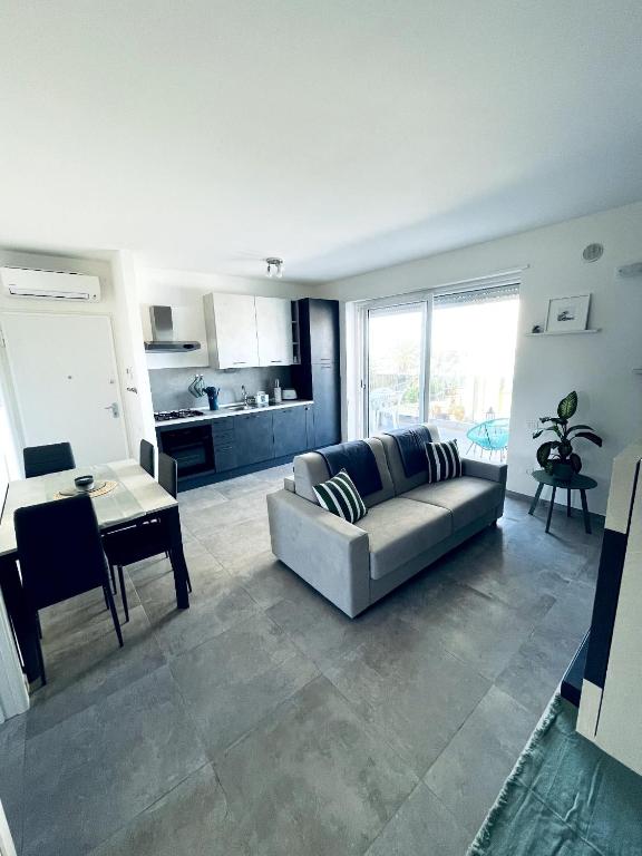 Marina House Rome Airport - Sea View - Ferienwohnung Fiumicino