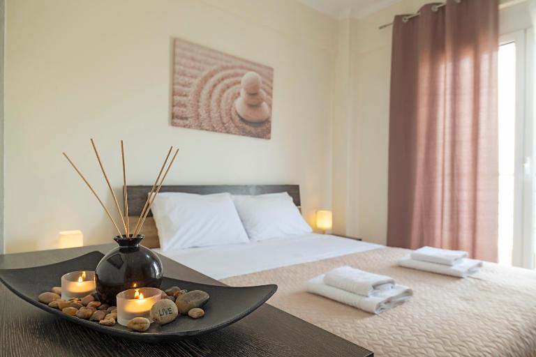 Sunset Luxury Apartments - B&B Flogita