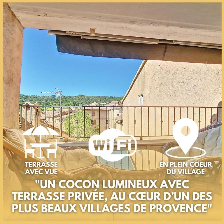 En plein cœur du village , Terrasse avec vue - B&B Cotignac