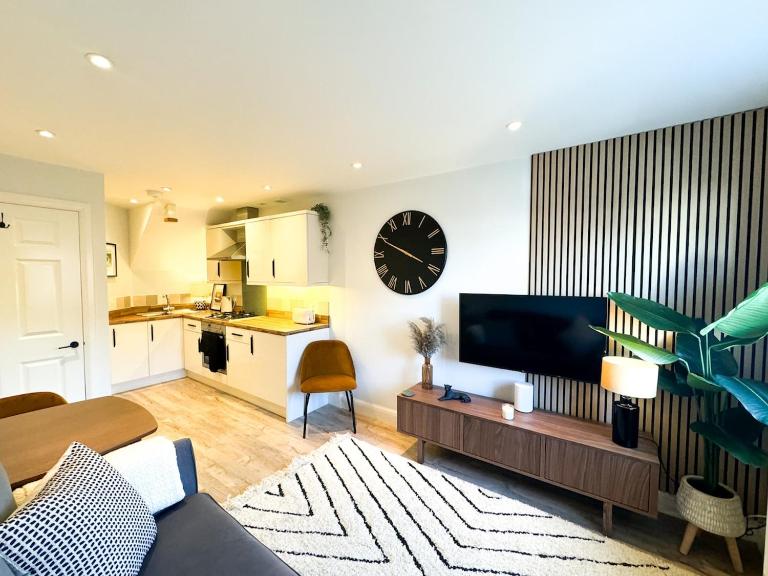 Stylish apartment 1 min to town centre and harbour - B&B Lymington
