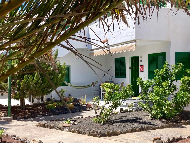 Apartamento La Piedra DIRECTO en Playa - Chambres d'hôtes La Oliva