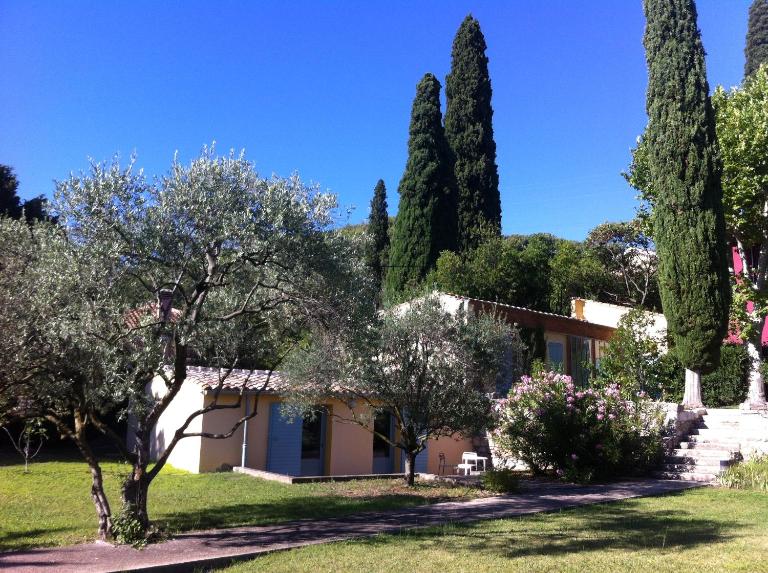 Maisonnette dans un parc du 18ème - B&B Aix-en-Provence
