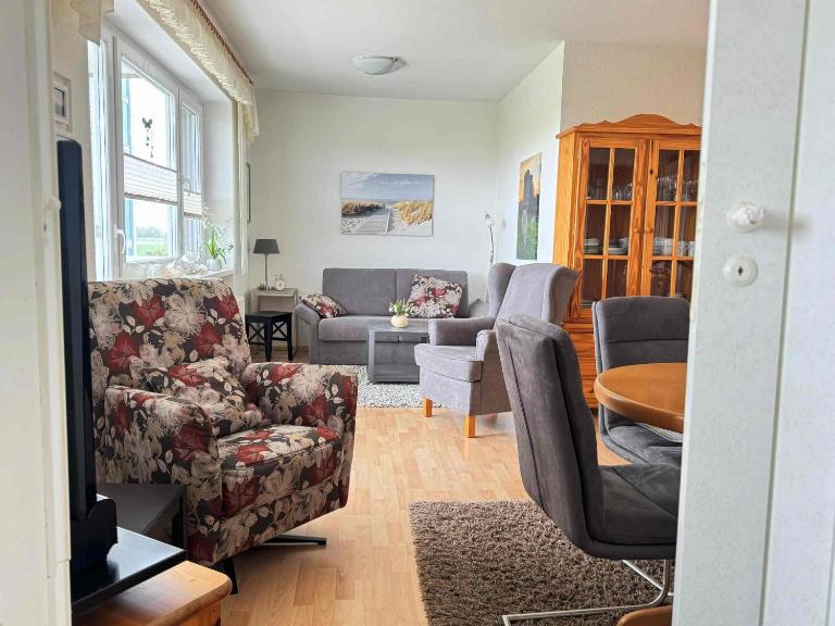 Tief 10 Seerose 203 - Ferienwohnung Wangerland