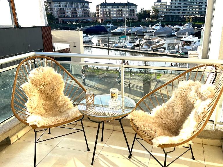 Paraíso en Nordelta, Departamento con vista soñada en Bahia Grande - Ferienwohnung Benavídez