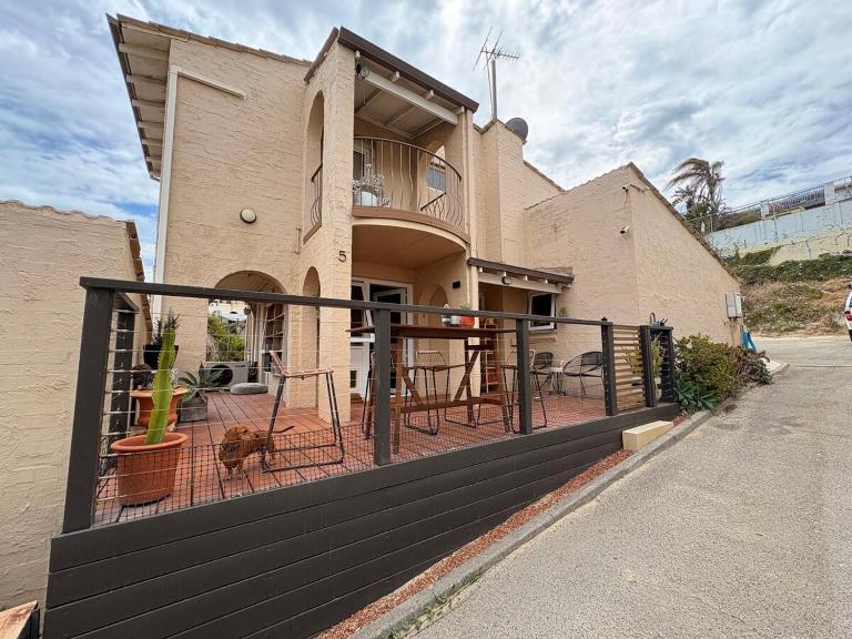Scarborough Beach Side Retreat - B&B Perth