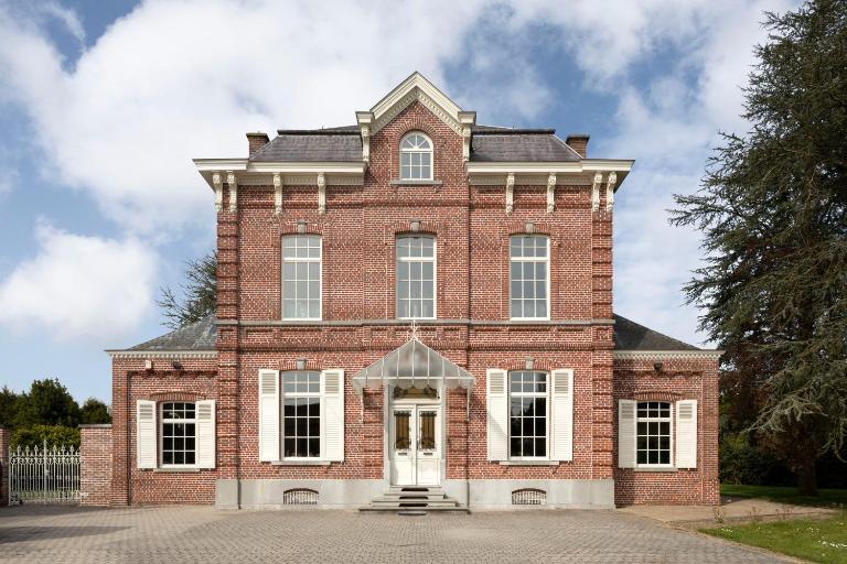 Landhuis uit 1899 met grote tuin - B&B Ellezelles