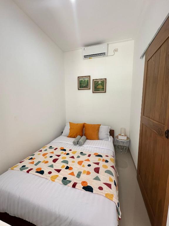 Omah SaM Guesthouse Jogja - Bed and Breakfast Jogjakarta