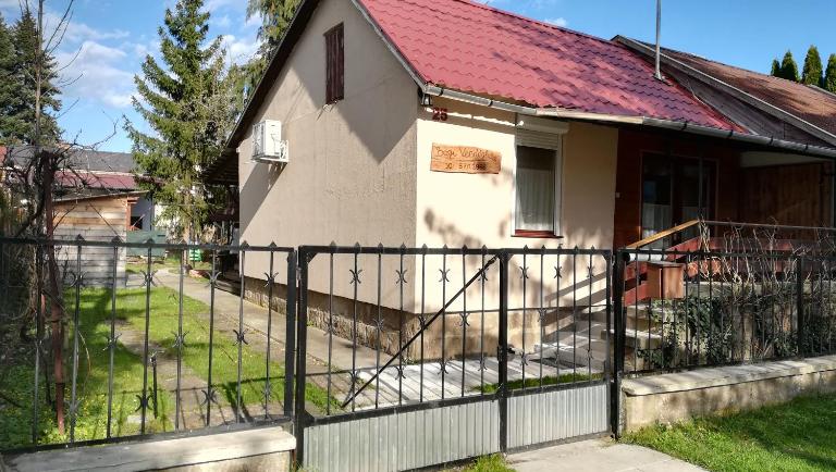 Bogi vendégház - B&B Mezőkövesd