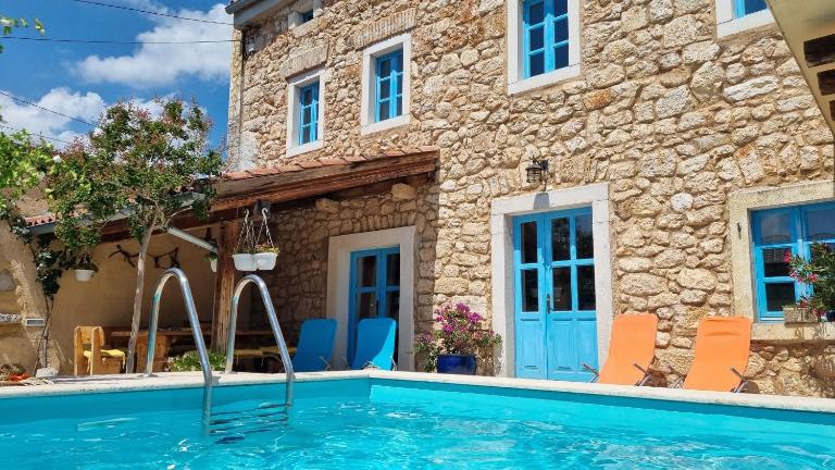 Charming stone villa in a peaceful setting near Crikvenica - B&B Barci