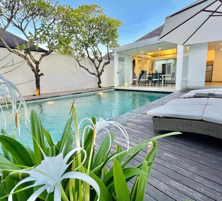 Alami Luxury Villa - B&B Seminyak