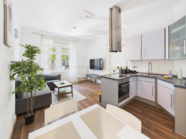 Zentrales Apartment im Westend I Küche I Balkon - B&B Wiesbaden