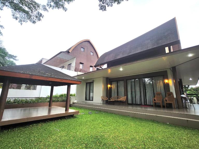 Five Leo’s villa - Bed and Breakfast Gadog