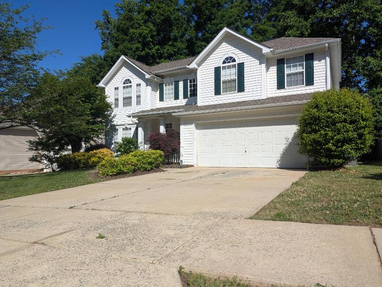 Cedar's Corner in Concord Spacious & Clean - Chambres d'hôtes Huntersville