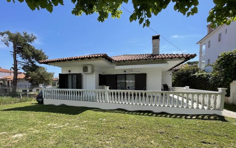 Elfeko Cottage - Bed and Breakfast Psakoúdia
