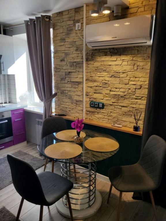 Stone city center ІІ - Bed and Breakfast Kamyanets-Podilskyi