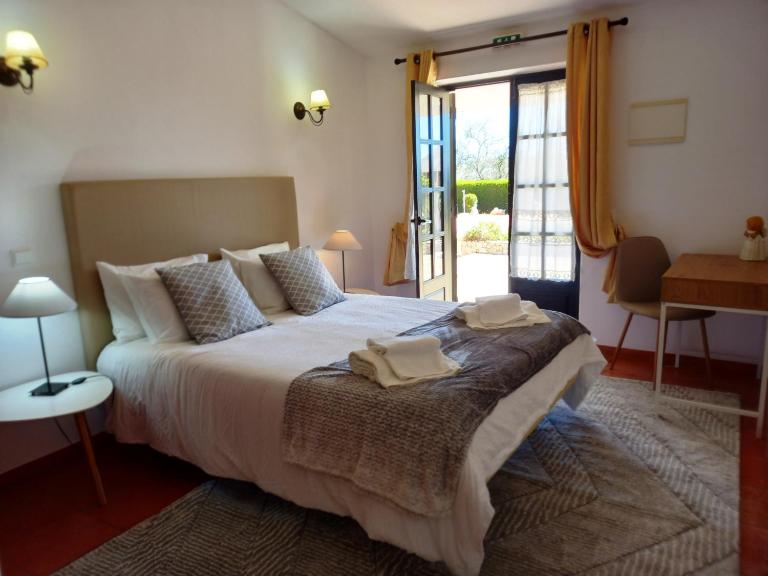 Quinta das AVES - Double Bedroom 3 - Ferienwohnung Odiáxere