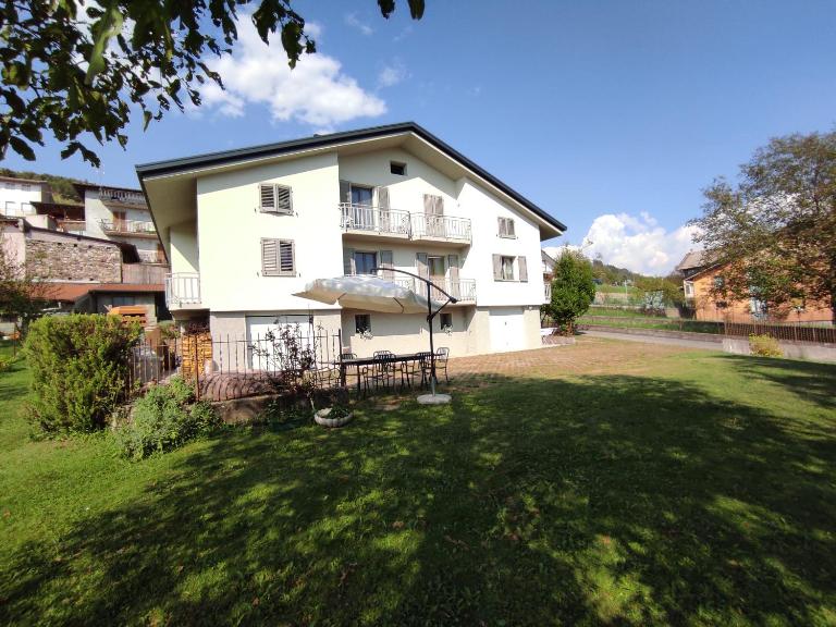 Attic House Mountain Lake Iseo Hospitality - B&B Bossico