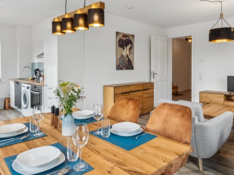Familienfreundliches Apartment zwischen Potsdam und Berlin für 2-4 Personen - Parkplatz - Balkon - Voll ausgestattete Küche - WLAN - Ferienwohnung Nebelwiesen Stahnsdorf - Bed and Breakfast Stahnsdorf