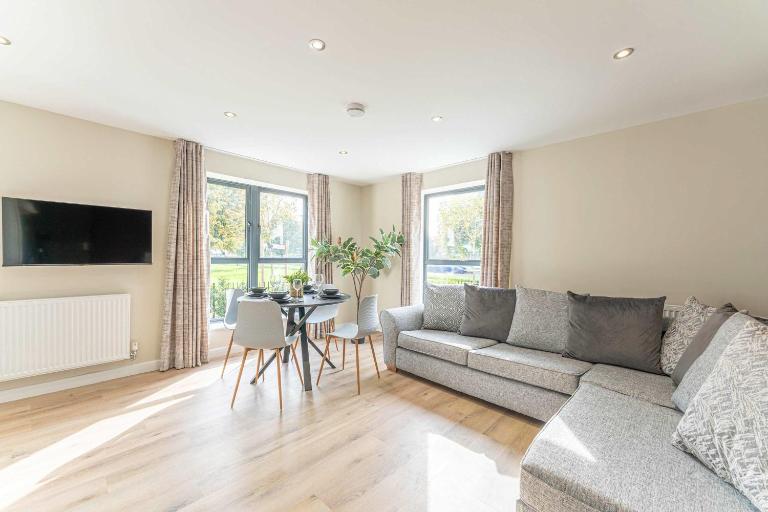 Maple Apartments - Modern 2 Bed Apartment in Derby - Ferienwohnung Derby