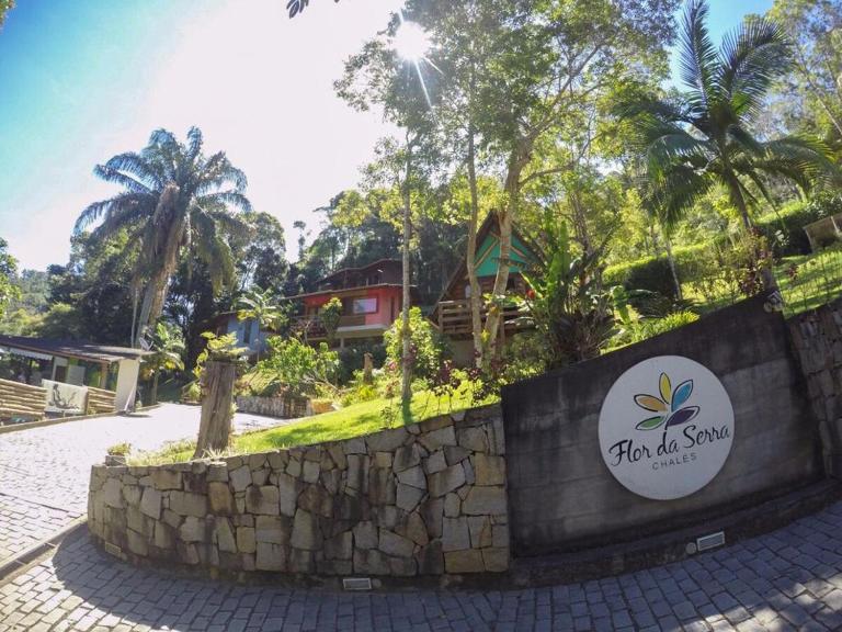 Flor da Serra Chalés - Bed and Breakfast Nova Friburgo
