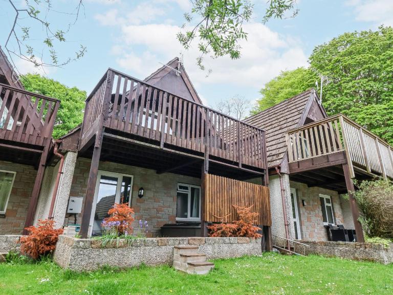 23 Valley Lodge with Hot Tub - B&B Callington