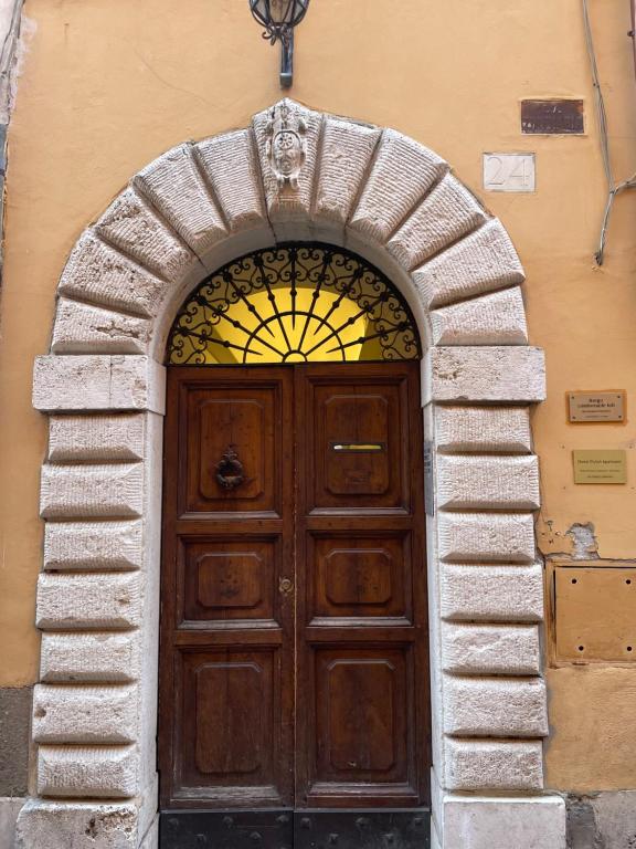 Divine Terrace Stylish Apartment St Peter Rome - B&B Roma