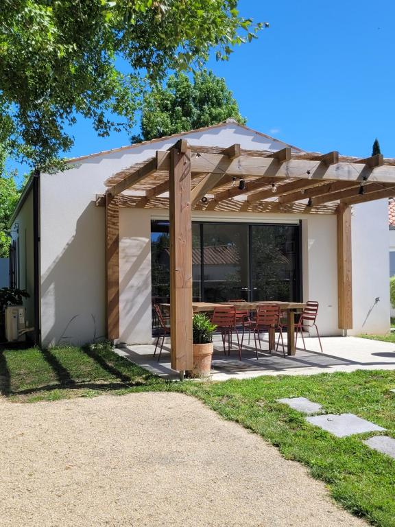 Maison à la campagne proche de La Rochelle - B&B Sainte-Soulle