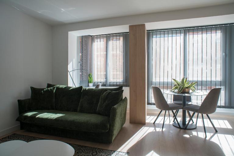 Apartaments Turístics Cardona IV - B&B Cardona