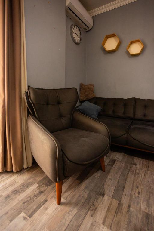 Lermontova - Bed and Breakfast Batoemi
