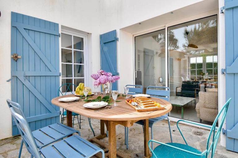 À 220m de la plage, maison avec jardin pour 4 - Chambres d'hôtes Noirmoutier