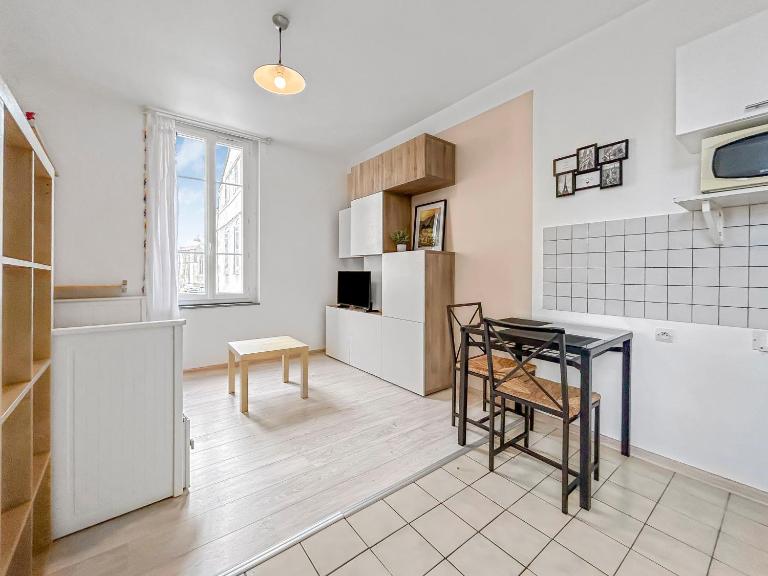 Studio Lumineux Au Cœur de Saintes - B&B Saintes