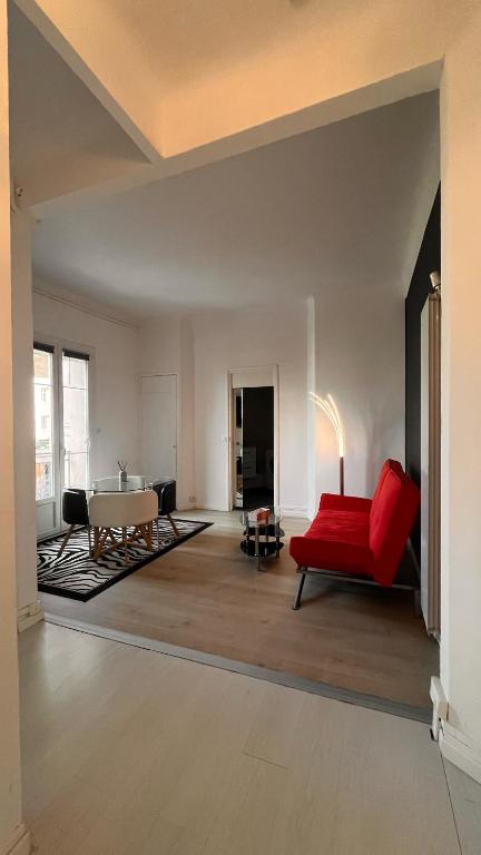 Appartement Cosy avec clim et Wi-Fi à 5 min de la gare TGV - Chambres d'hôtes Toulon