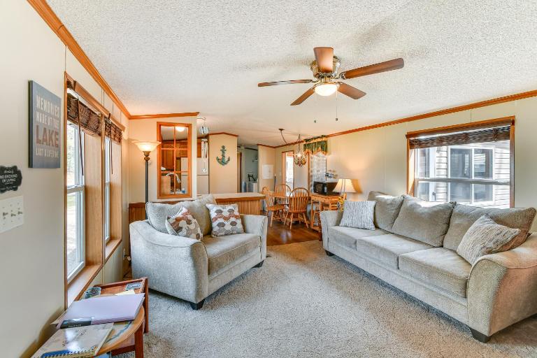 Waterfront Home w/ Boat Slips in Northern Michigan - B&B Gladwin