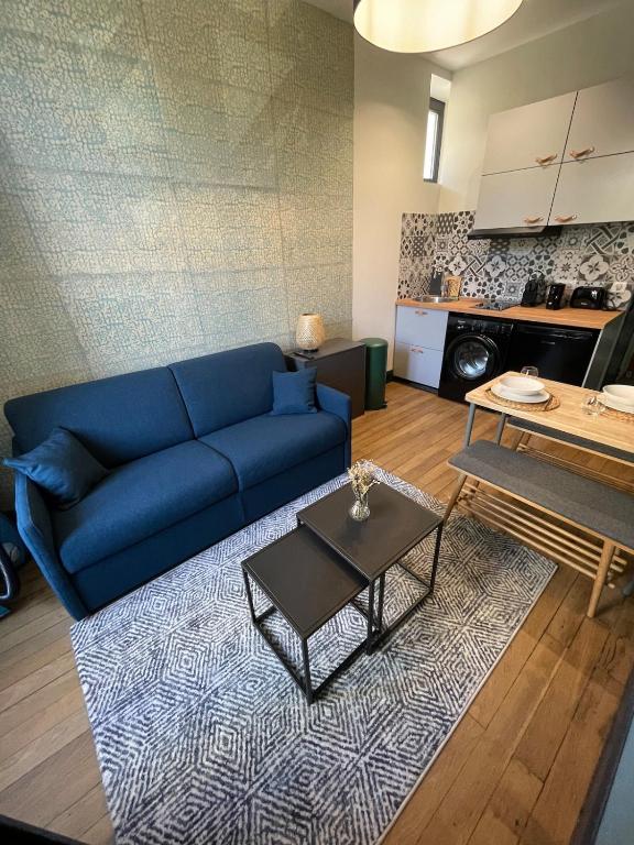 Furnished studio Downtown Aix les Bains 102 - Chambres d'hôtes Aix-les-Bains